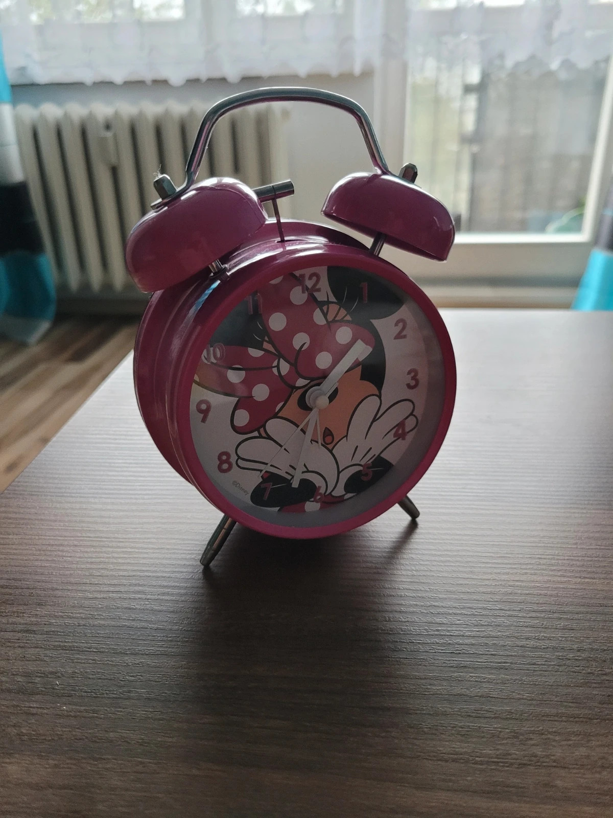 Różowy zegar Minnie