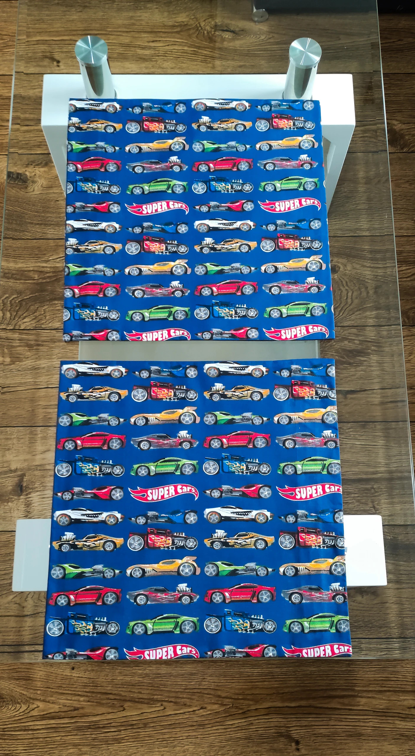 Poszewki na poduszki niebieskie granat kolorowe samochody auta bawełniane
