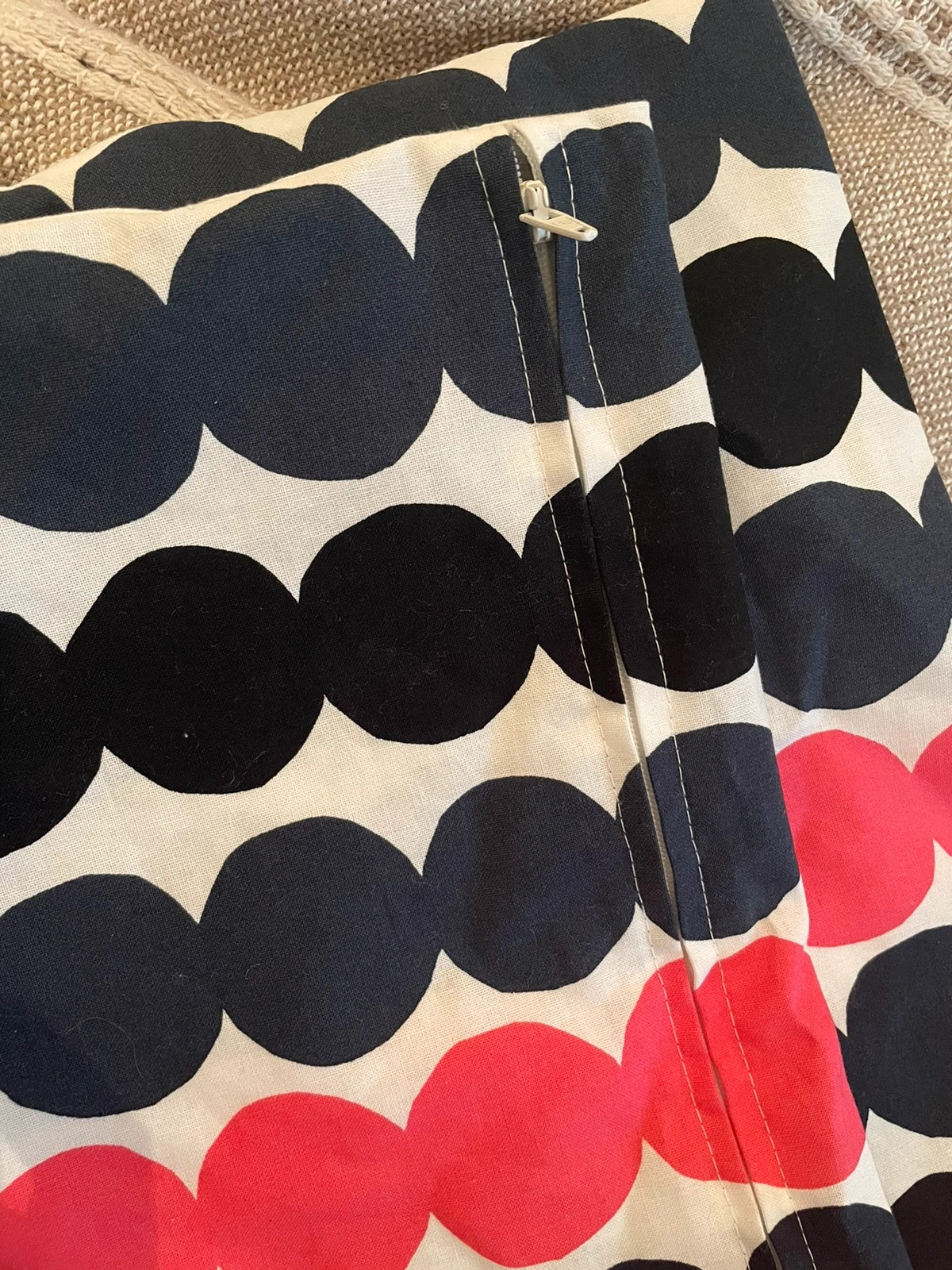 Marimekko räsymatto tyynynpäällinen