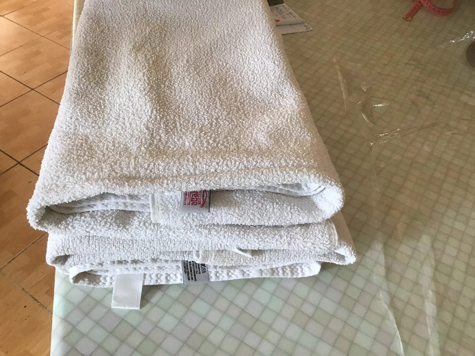 Ręczniki kąpielowe białe 140 x 70 cm - marka Greno