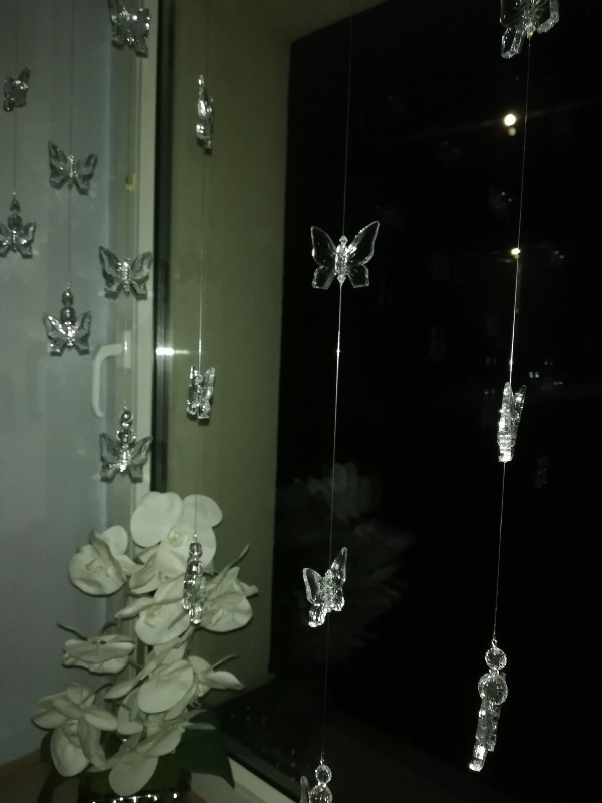 Firanka motyle kryształki na okno 104cm