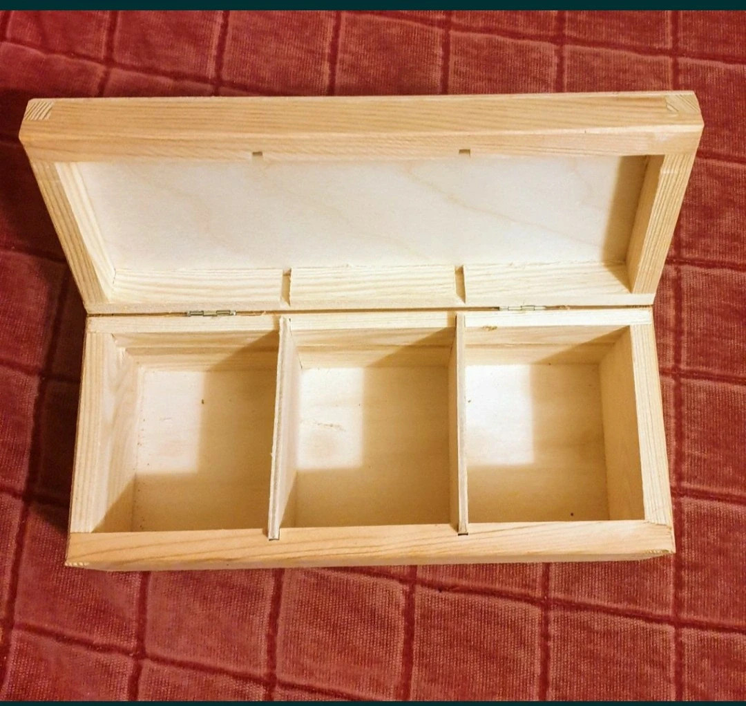 Drewniane pudełko na herbatę decoupage