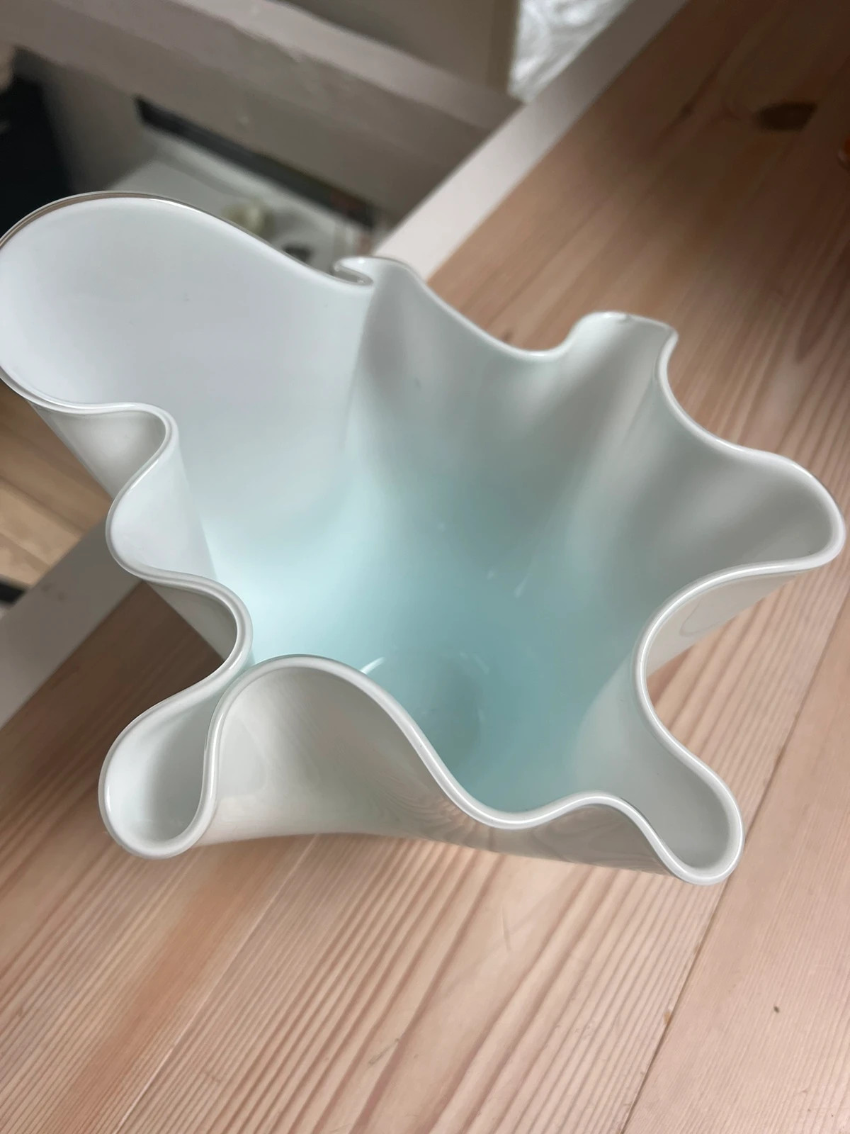 Fin vase