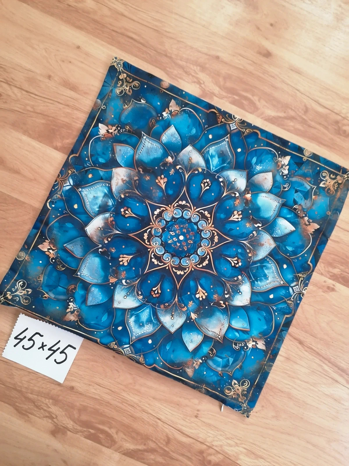 Poszewka dekoracyjna 45x45 mandala