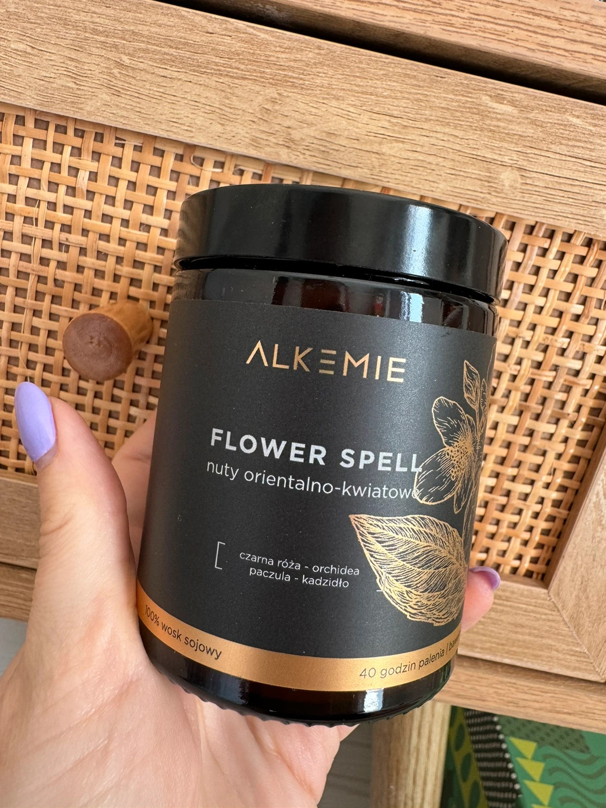 Alkmie swieca sojowa flower spell