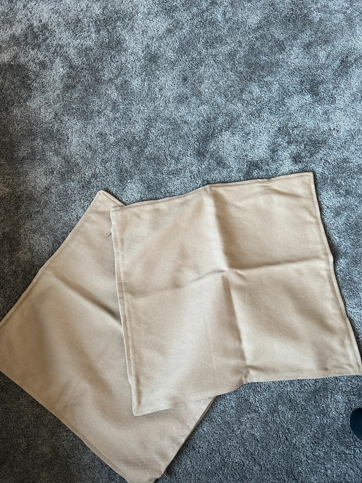 2 kpl Beige tyynyn päällinen