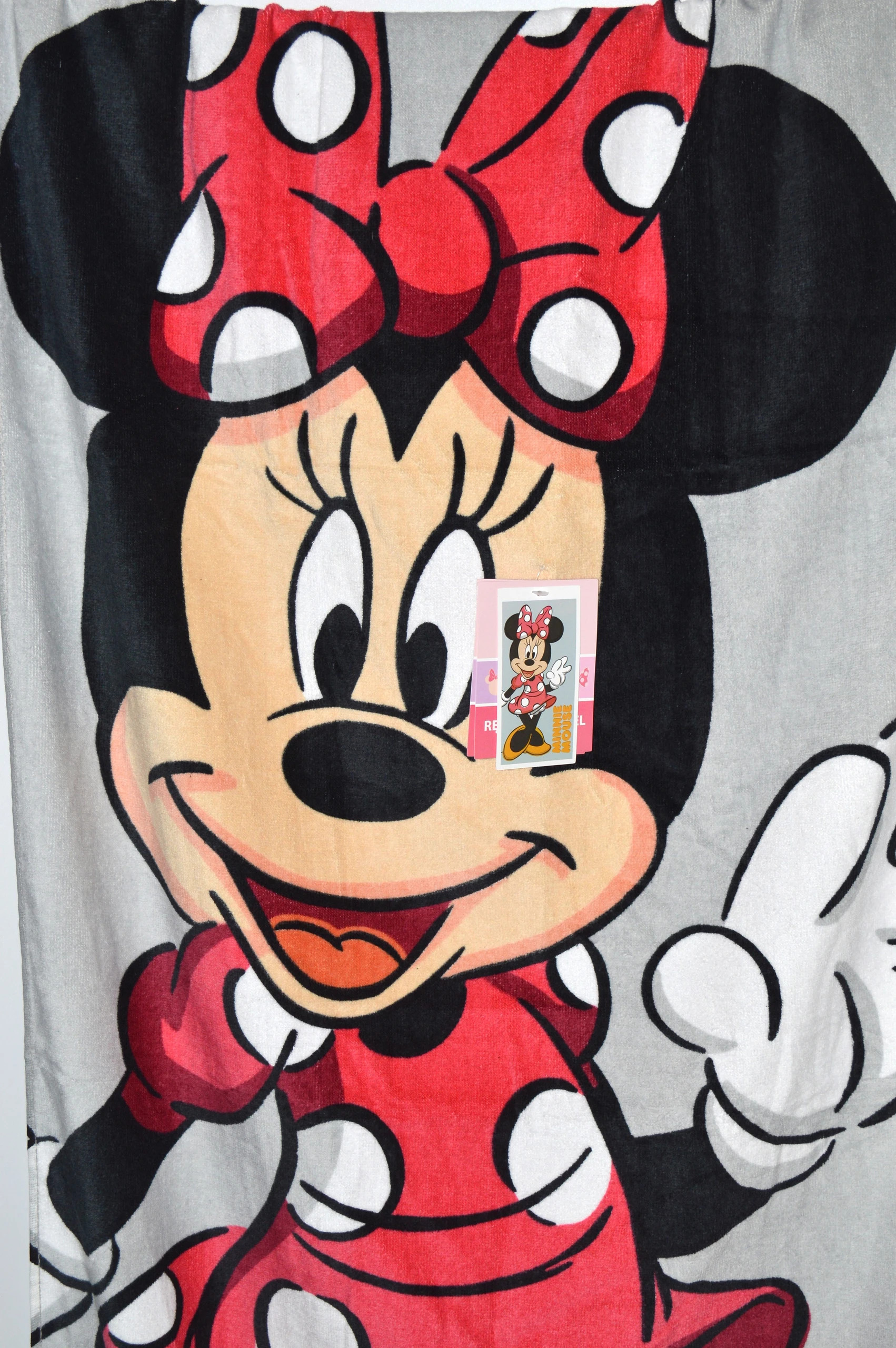 Piękny duży ręcznik plażowy / kąpielowy 70x140 Minnie Mouse