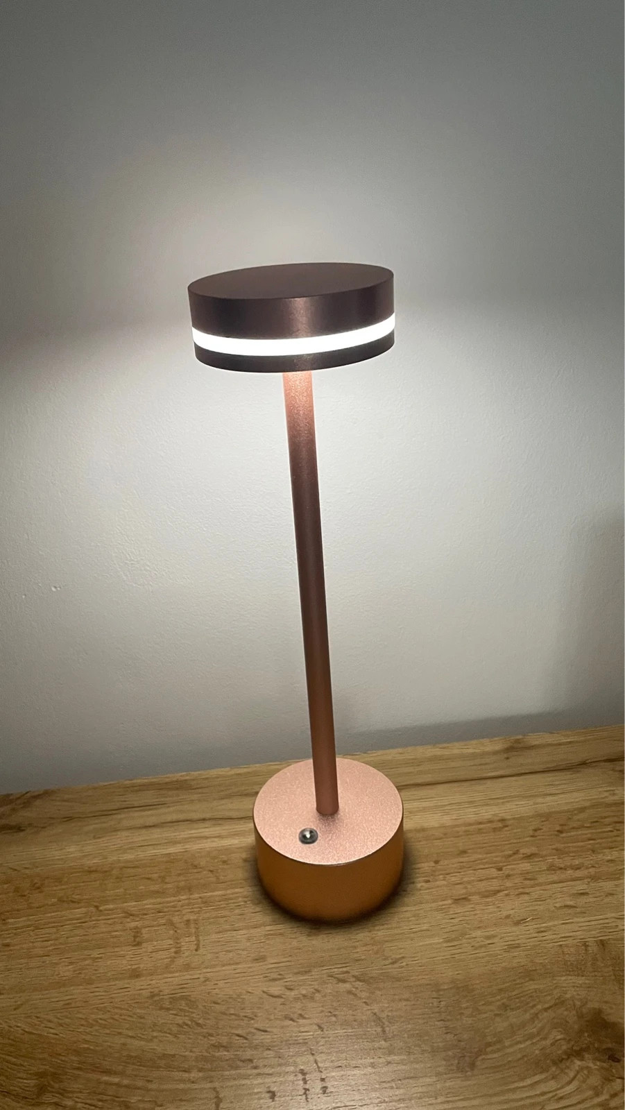 Lampka nocna LED