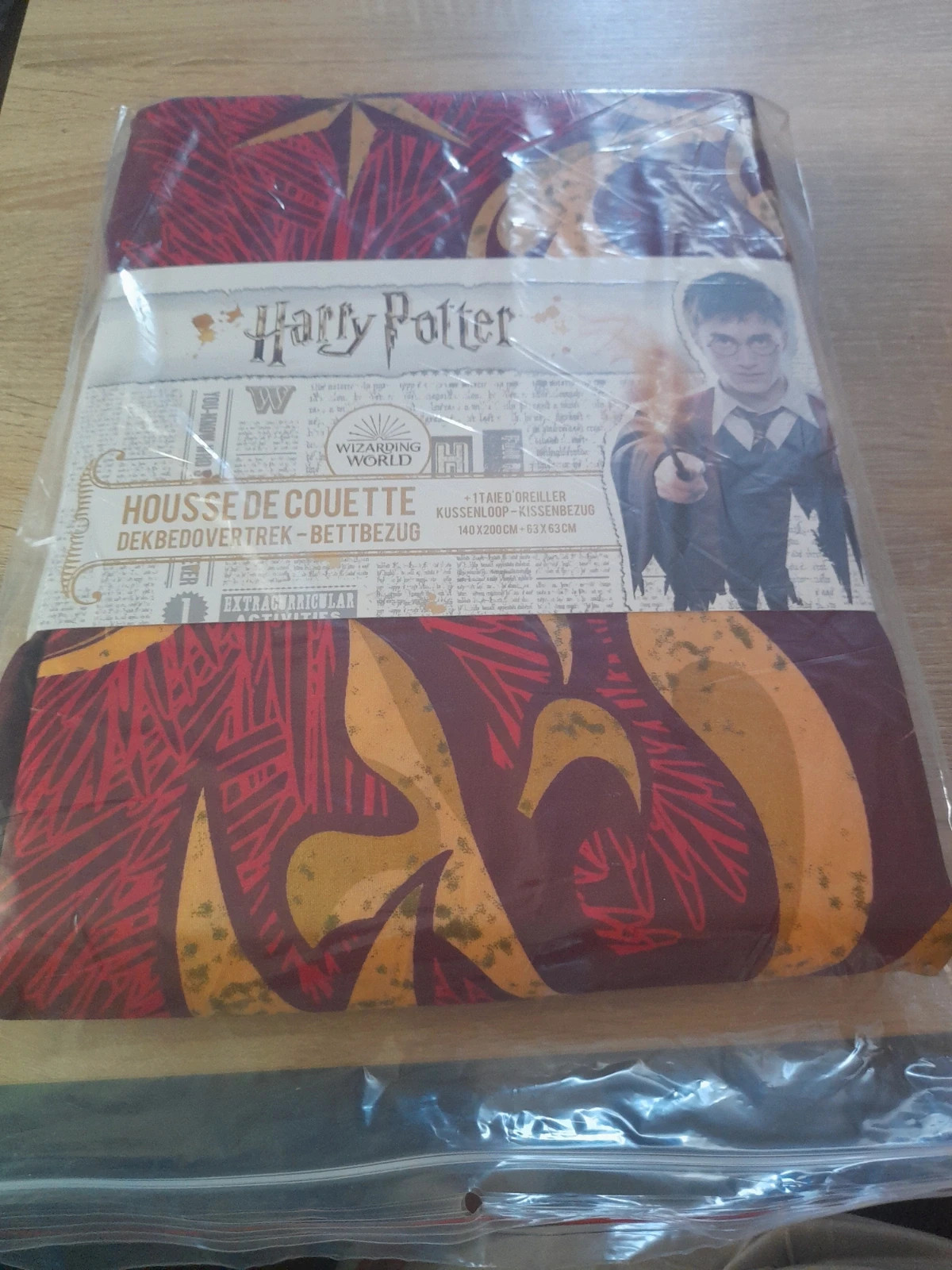 Komplet pościeli motyw bajki Harry Potter 140cmx200 i 2x60cmx60cm