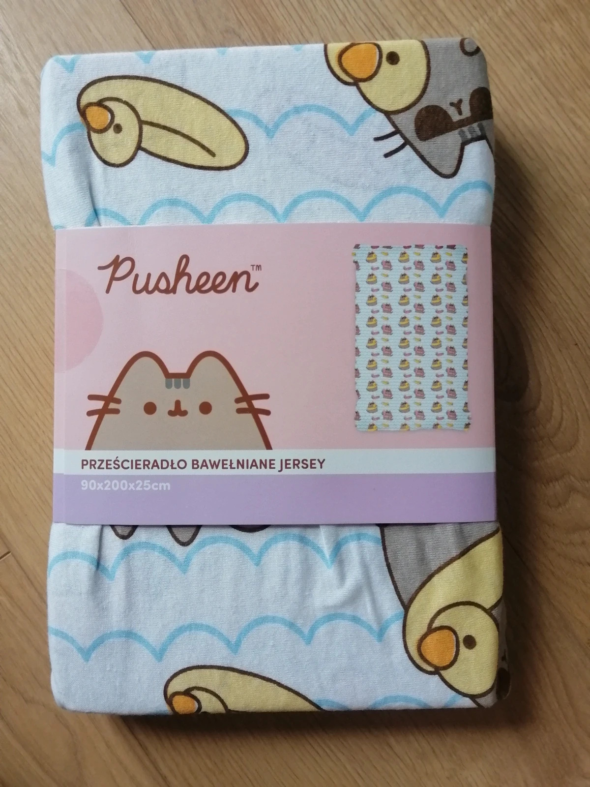 Prześcieradło w koty pusheen