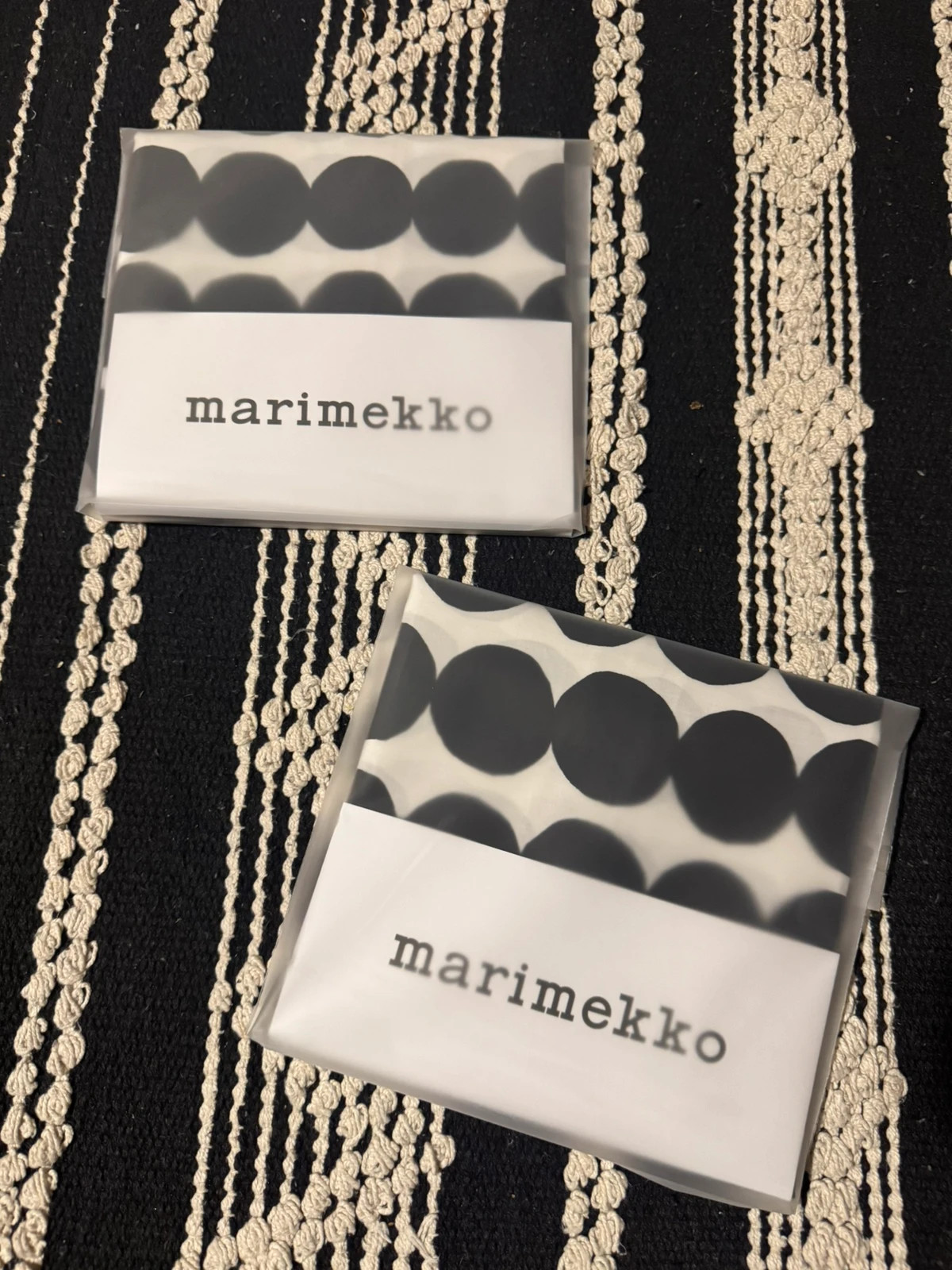 Marimekko räsymatto tyynynpäälliset