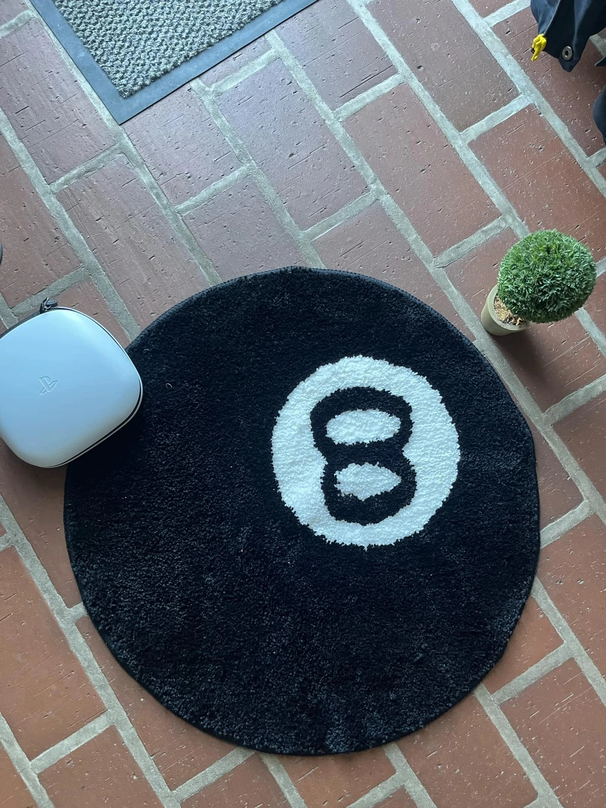 Stüssy 8 Ball rug