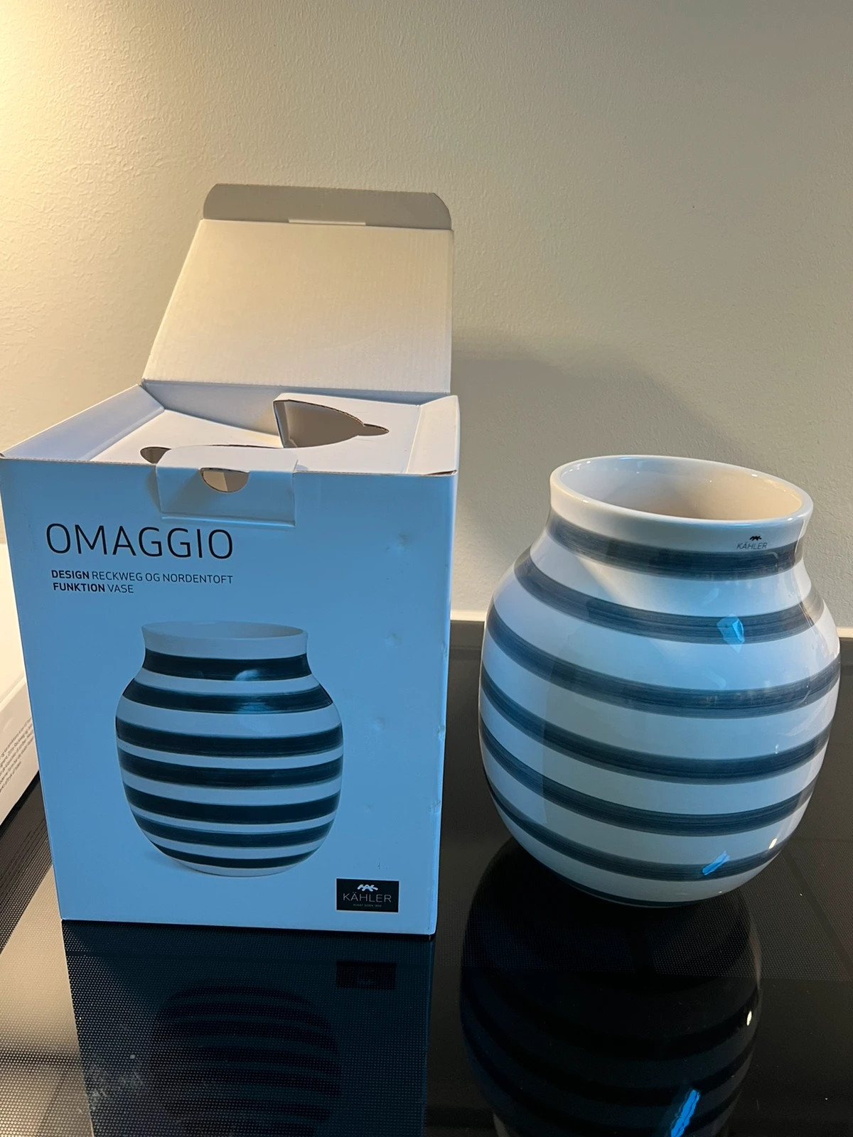 Omaggio Kahler vase