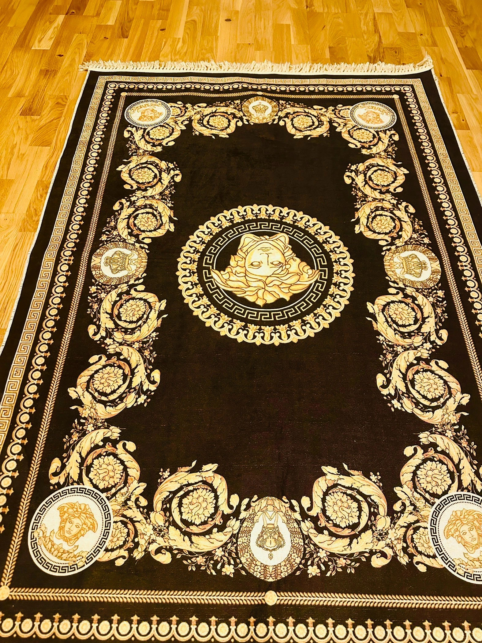 Duza Versace Rug - Black Gold -Dywan do prania czarny / złoty