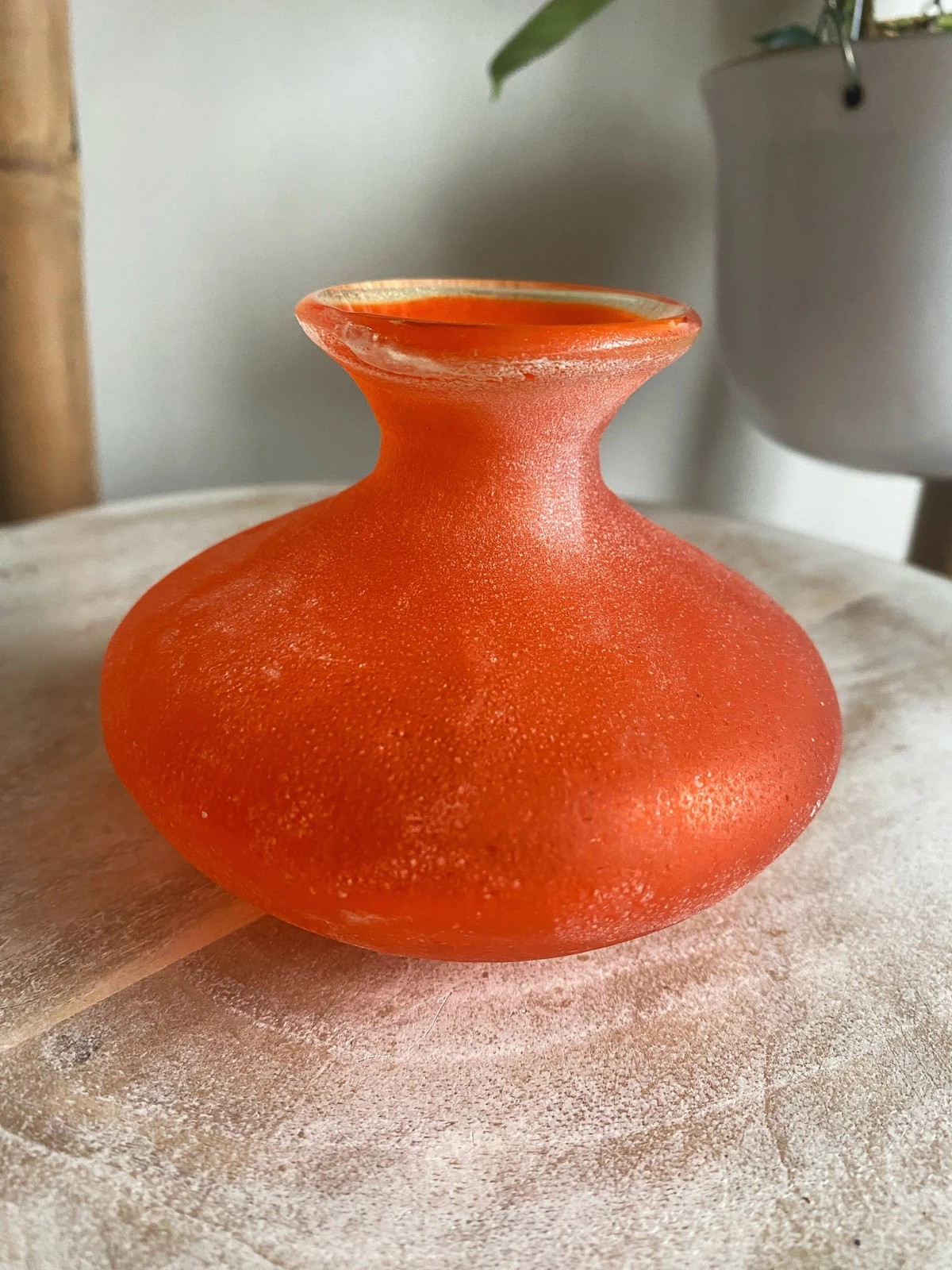 Orange glas vase