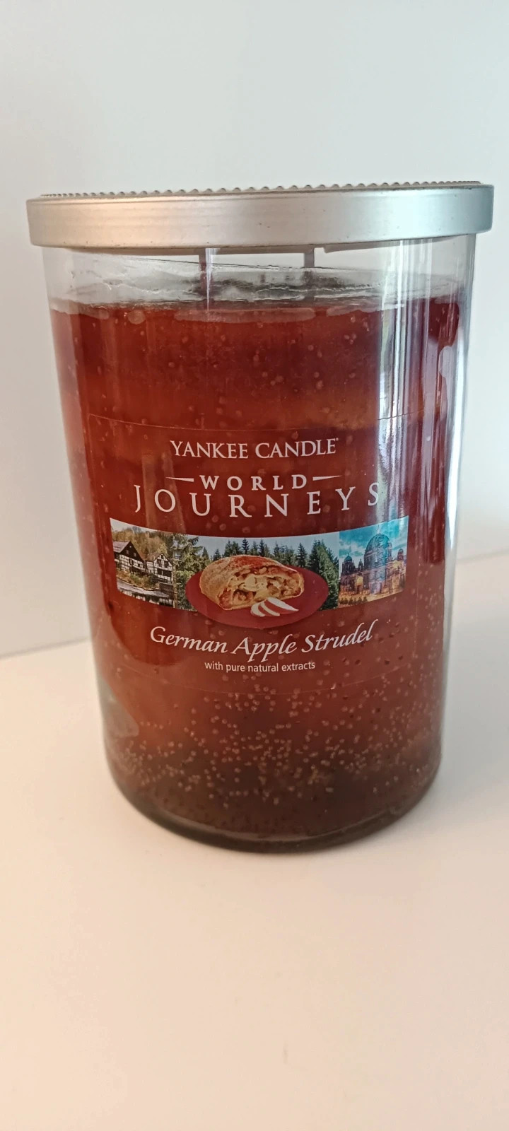 Yankee candle - world journeys German apple strudel