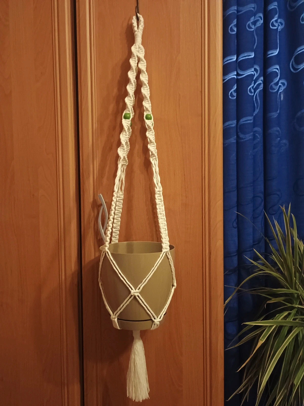 Kwietnik wiszący makrama 108 cm