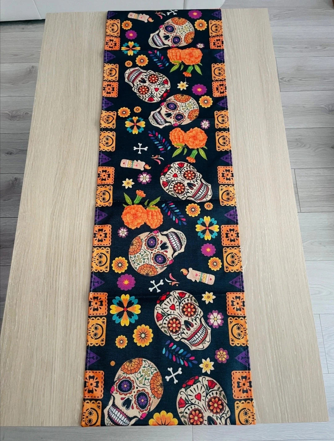 Halloween obrus 33x180cm czaszki meksykańskie Meksyk