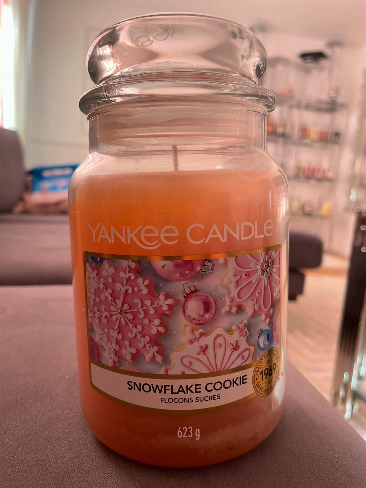 Yankee candle snowflake cookie