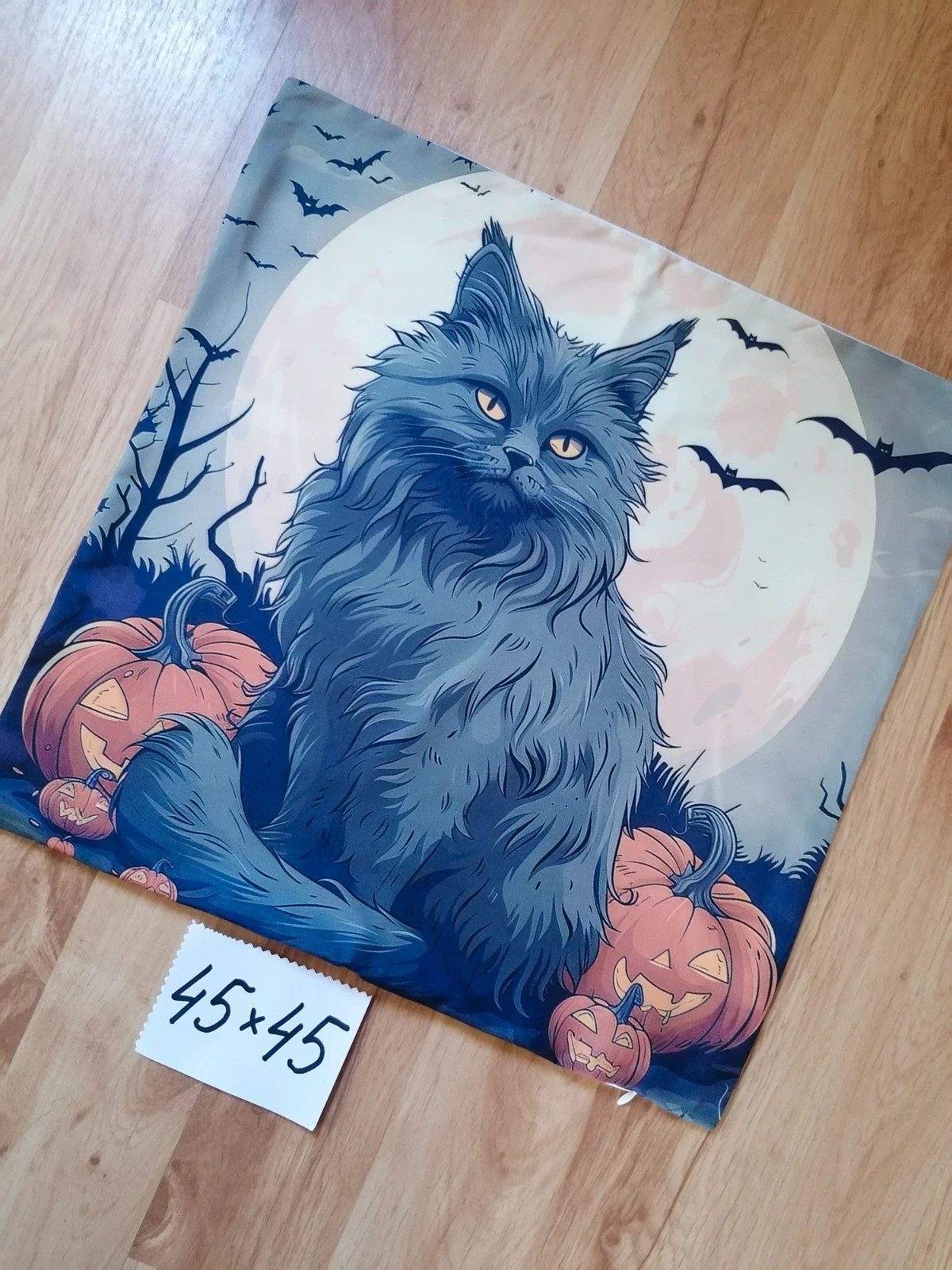 Poszewka dekoracyjna 45x45 - kotek w Halloween