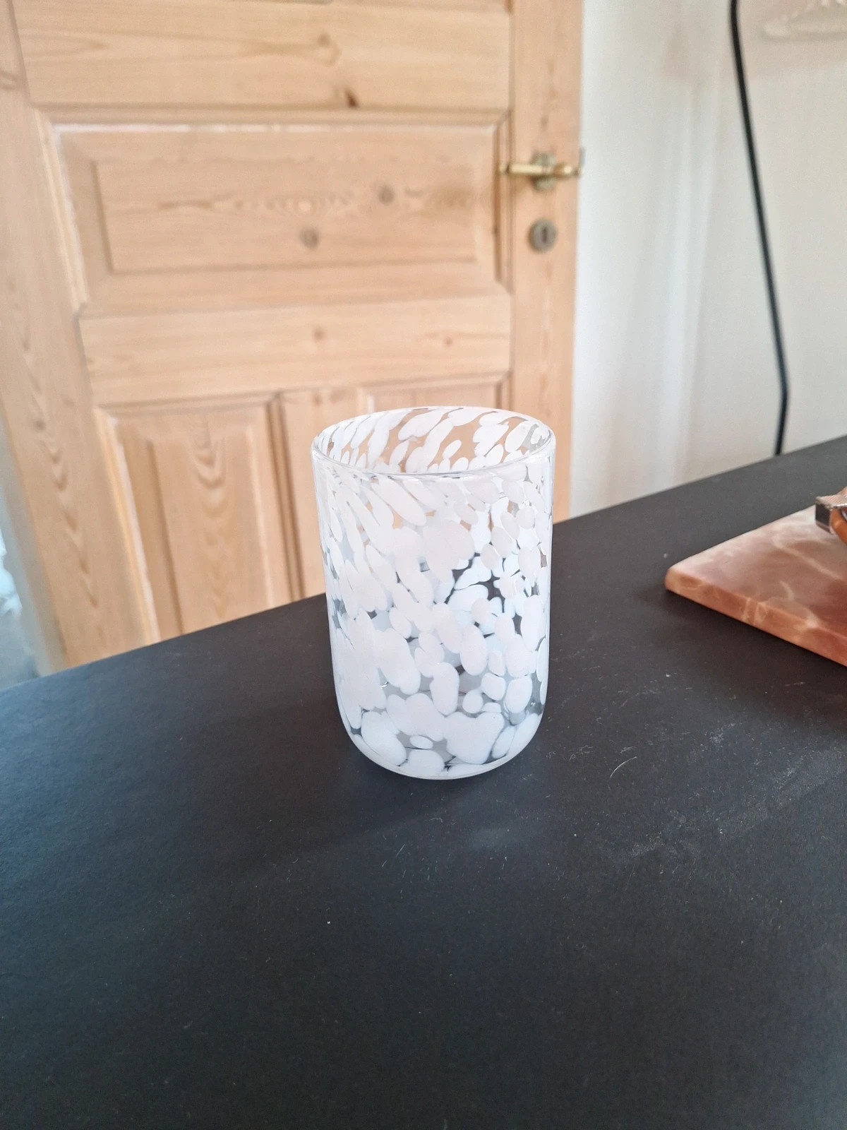 Hvid confetti glas vase