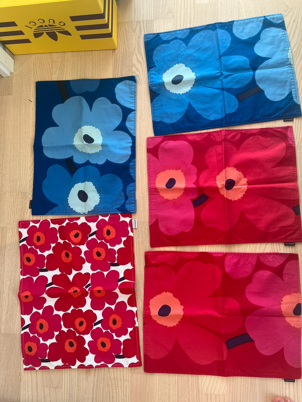 Marimekko unikko table mats