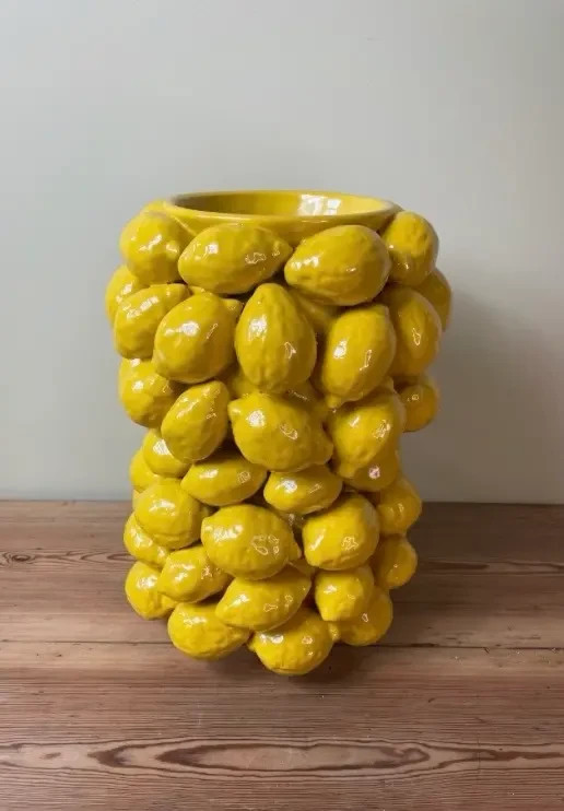 Skulptur vase / citroner