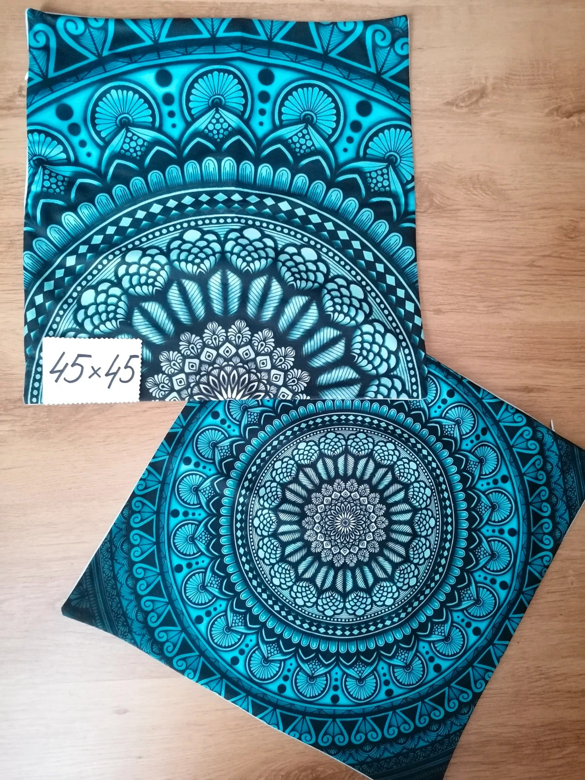 2 Poszewki dekoracyjne 45x45 welur Mandala