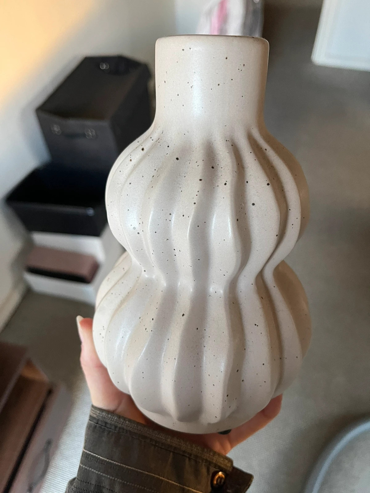 Jysk vase