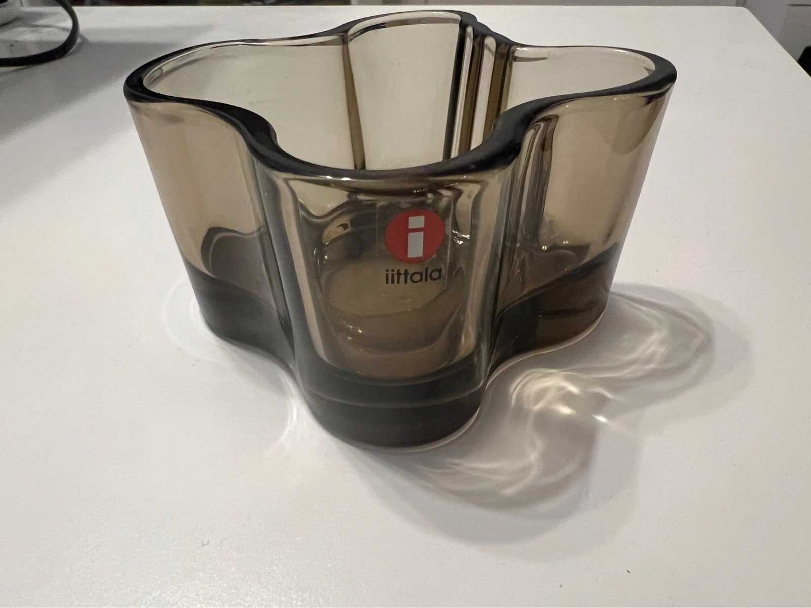 Ruskea Iittala aalto-tuikku