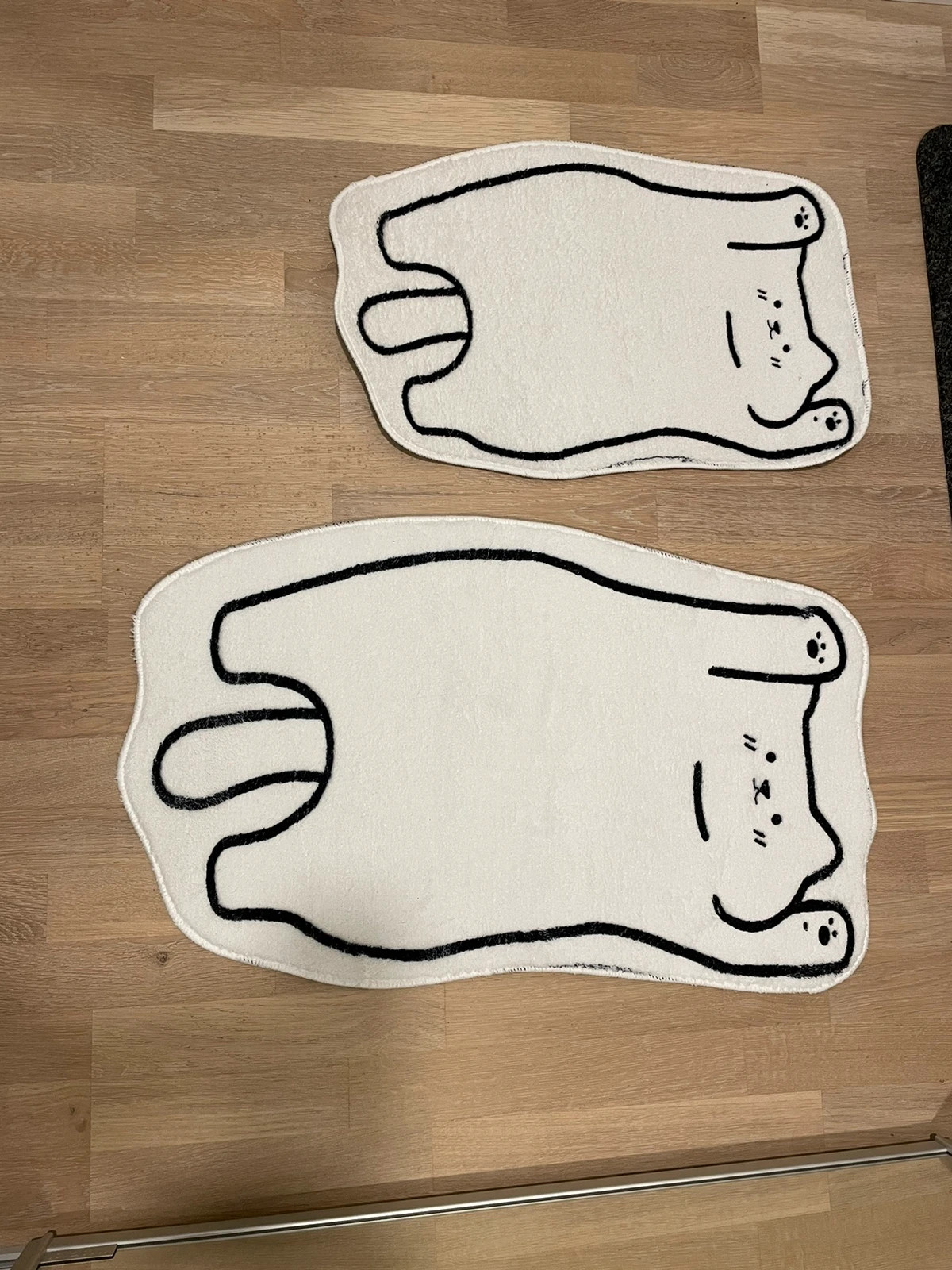 Cat mats (can be sold separately)