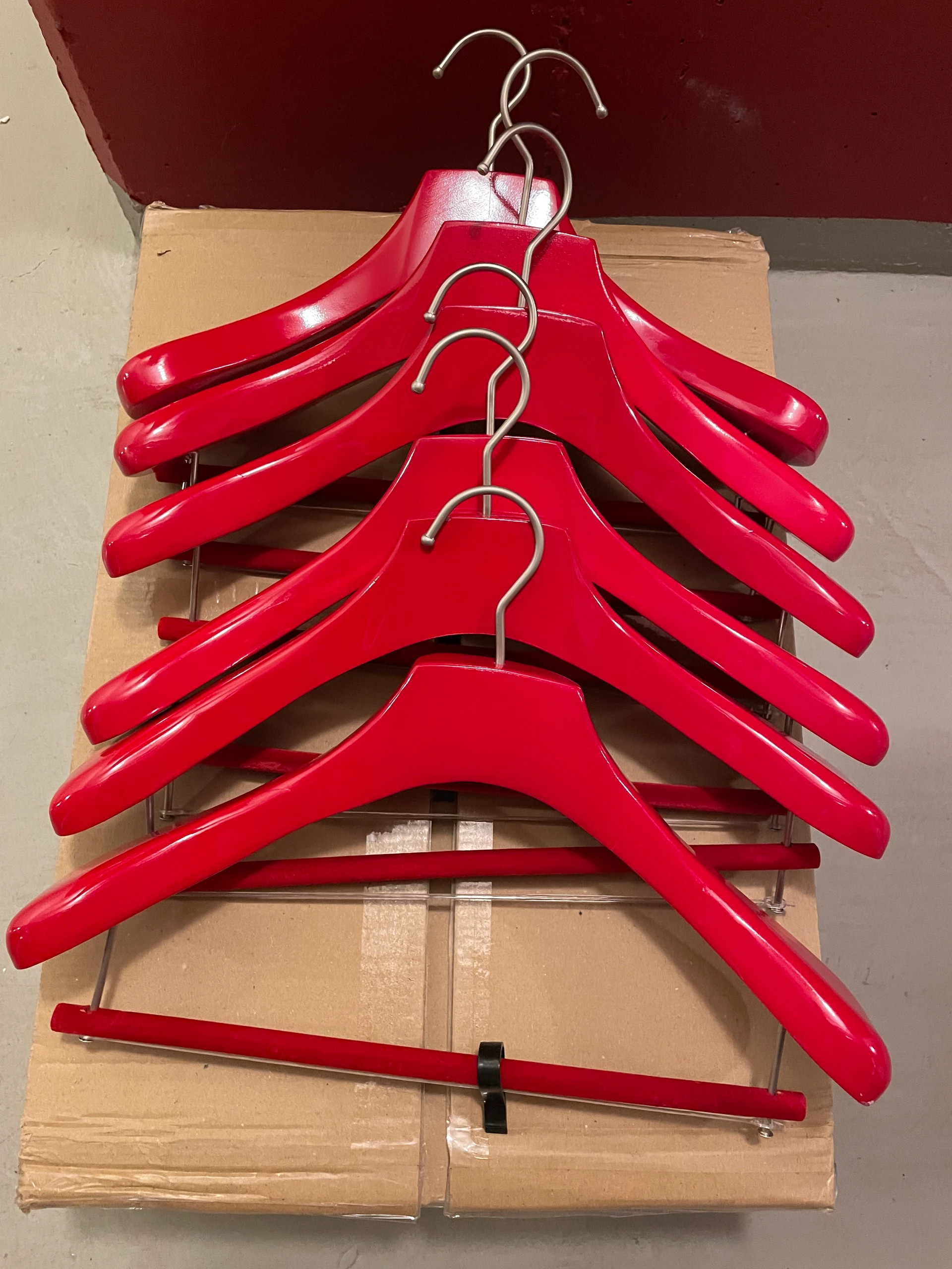 6x Suitsupply red gloss polished wooden hangers size 40