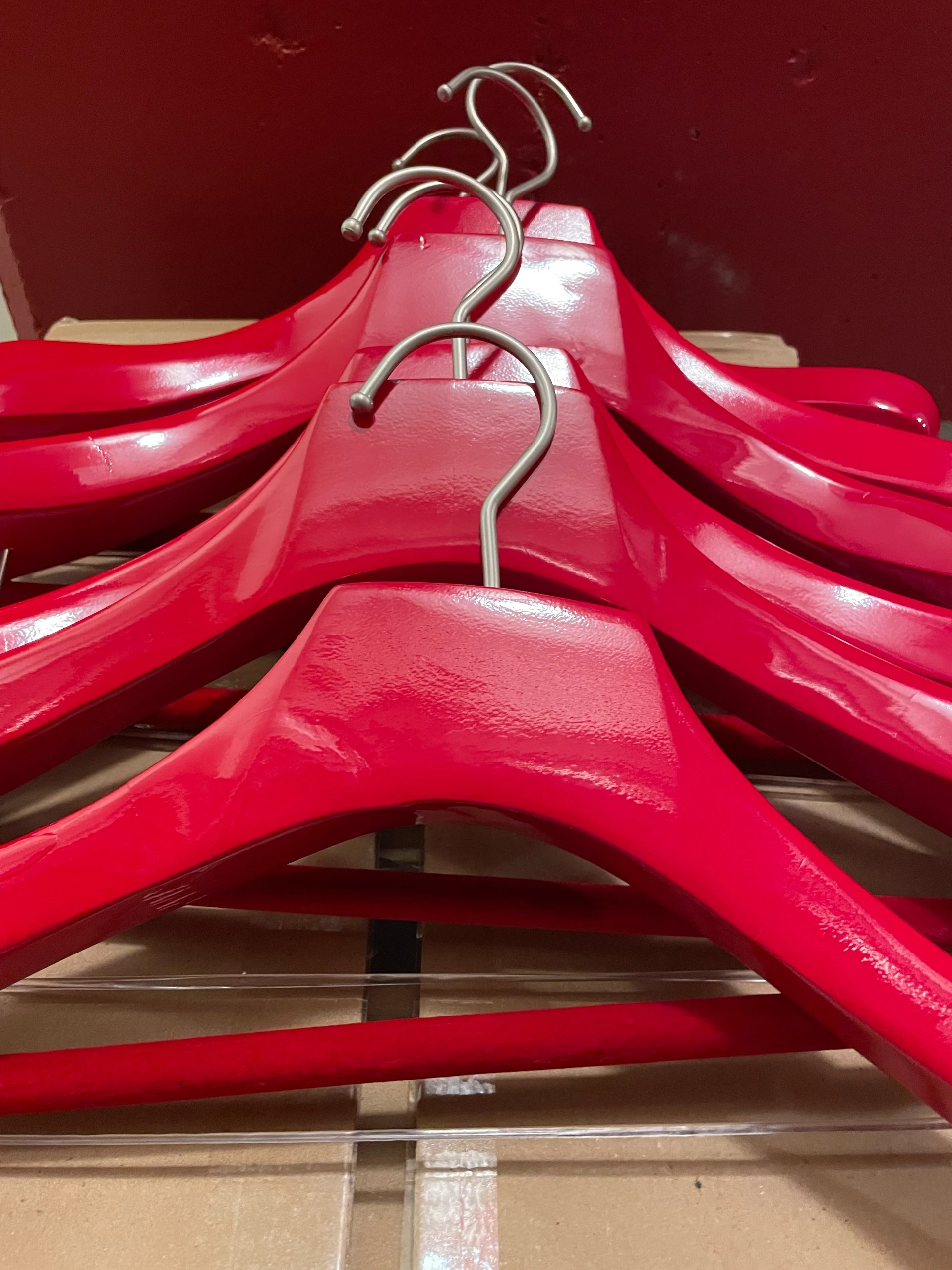 6x Suitsupply red gloss polished wooden hangers size 40