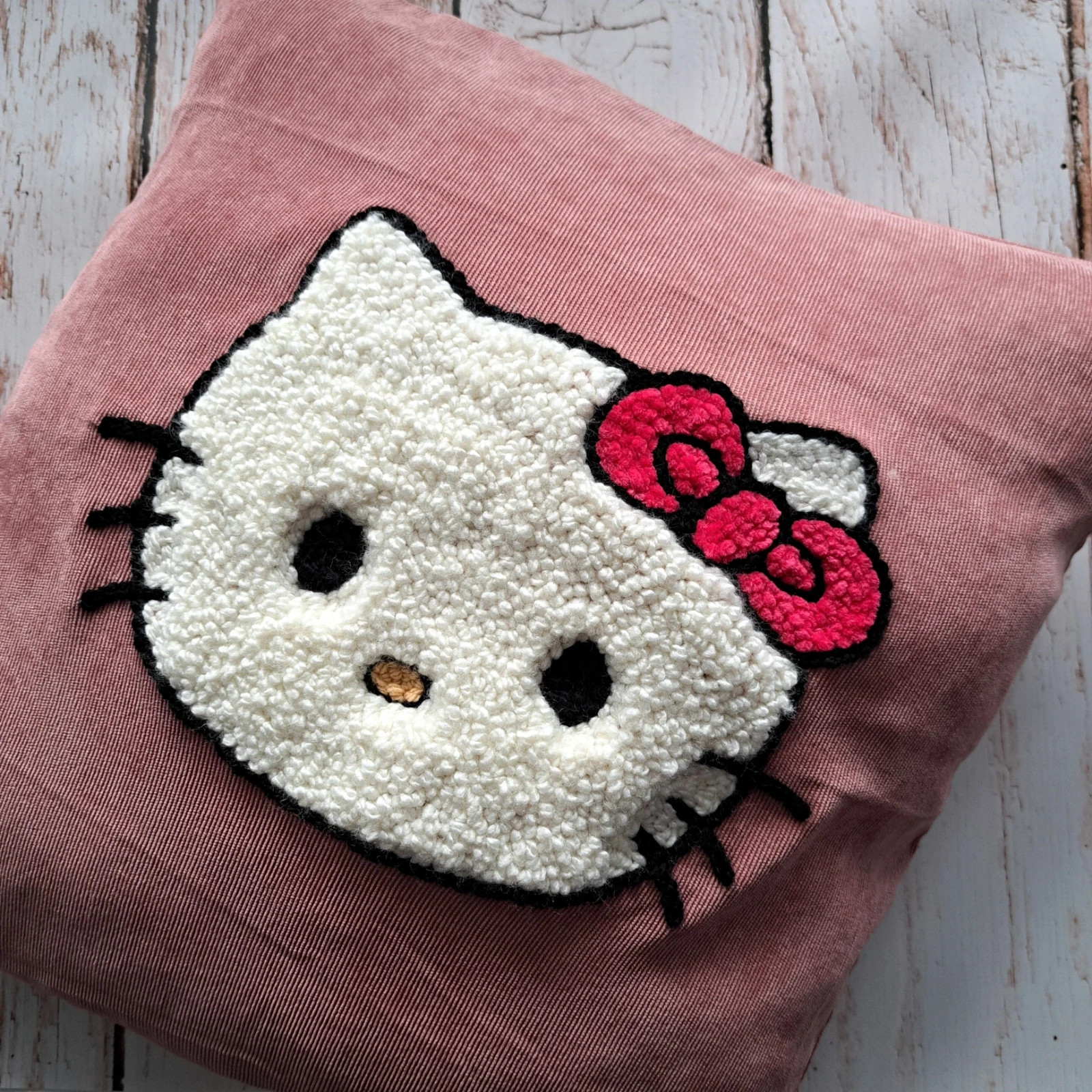 Poduszka hello kitty