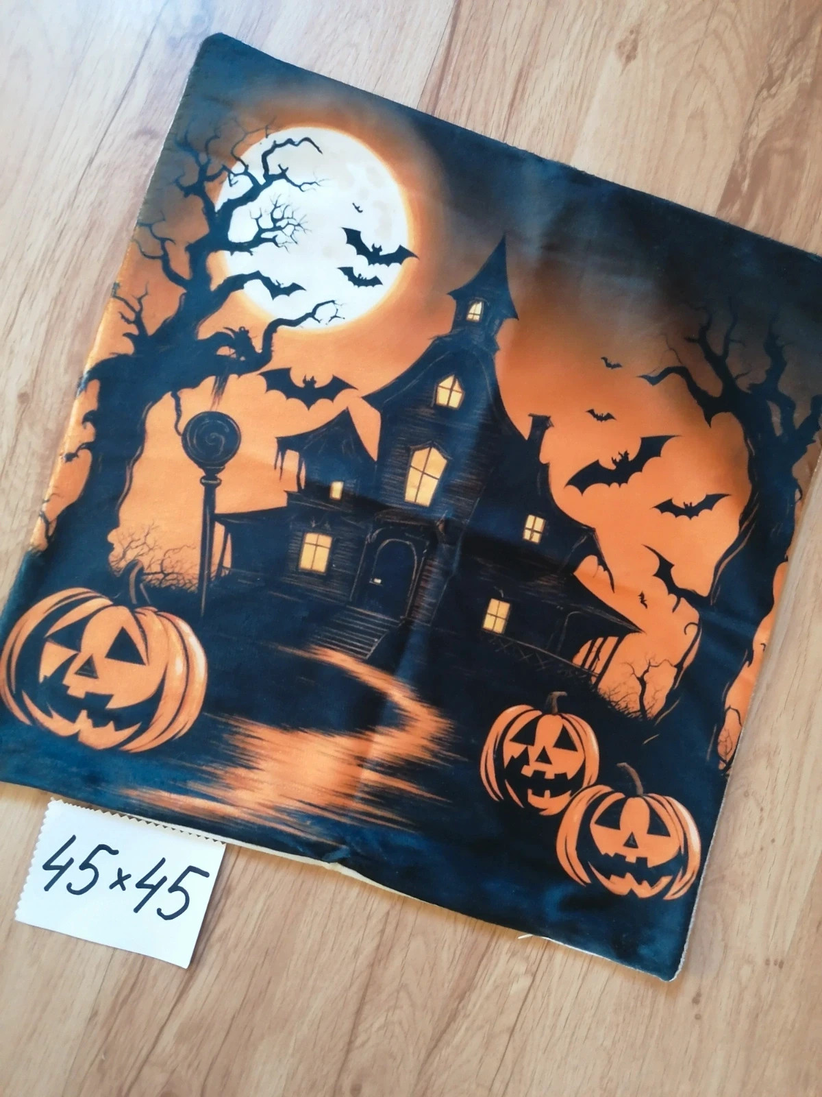 Poszewka dekoracyjna 45x45 pluszowa-Halloween