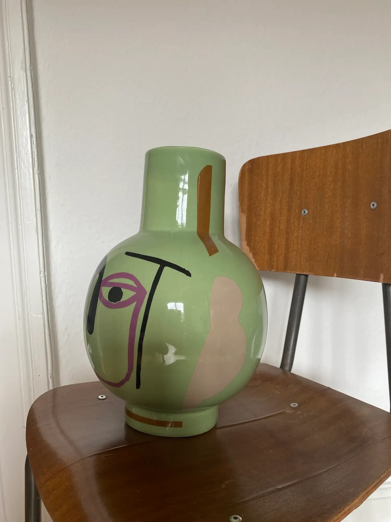 Bahne Vase