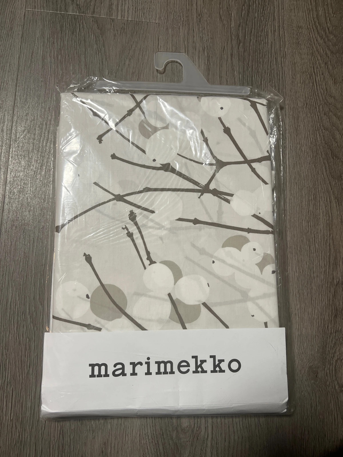 Marimekko Lumimarja pussilakana ja tyynyliina