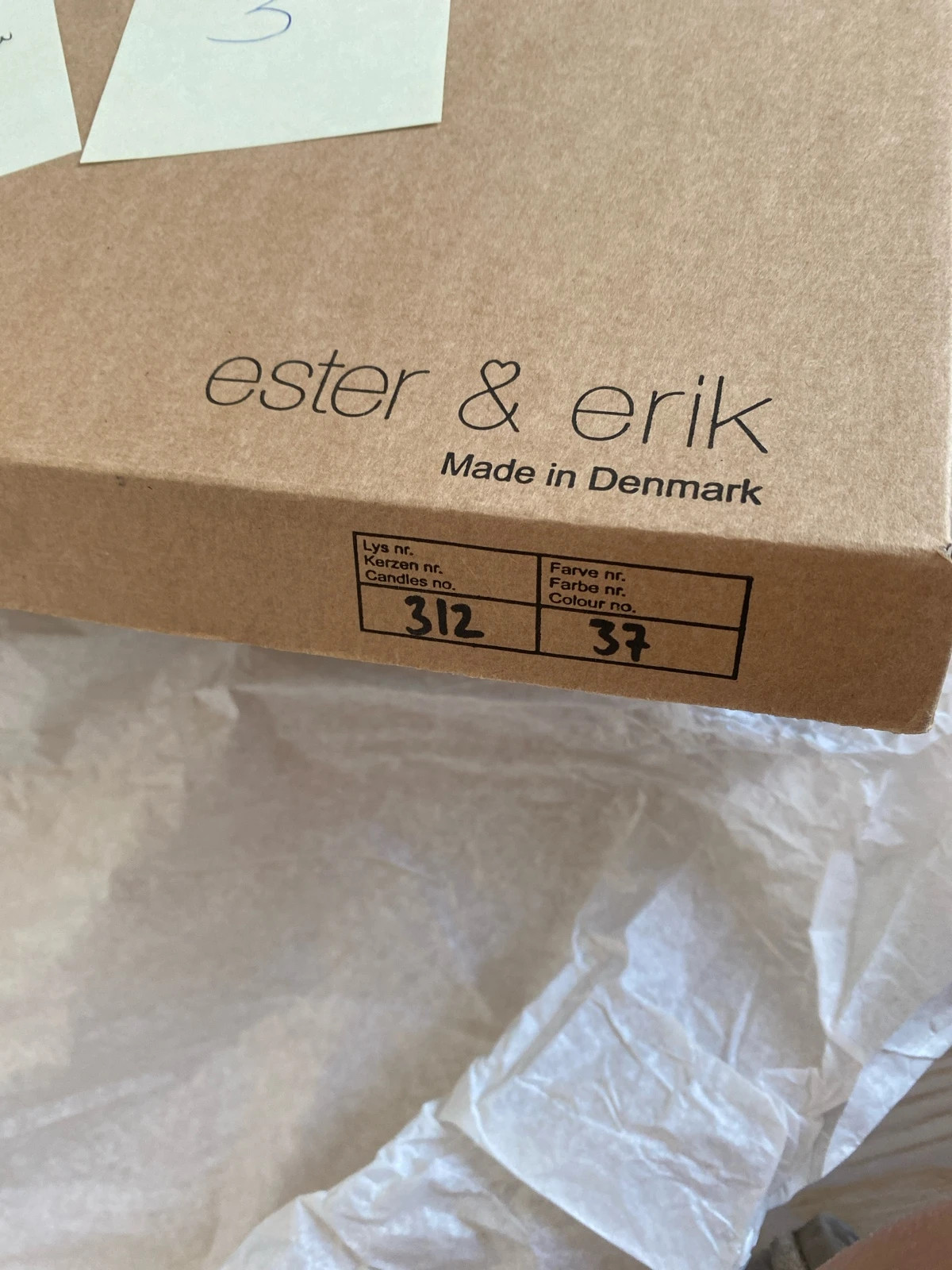 NYA Ester Erik ljus