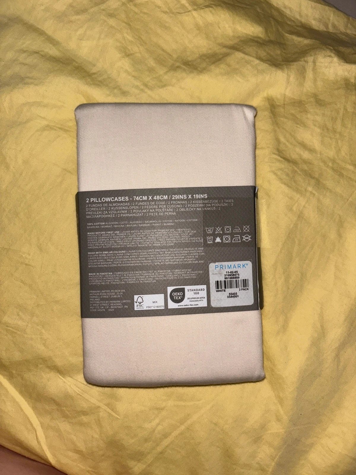 Set of 2 off-white cotton pillowcases