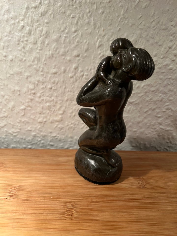 Mor barn bronzefigur, Kai Nielsen