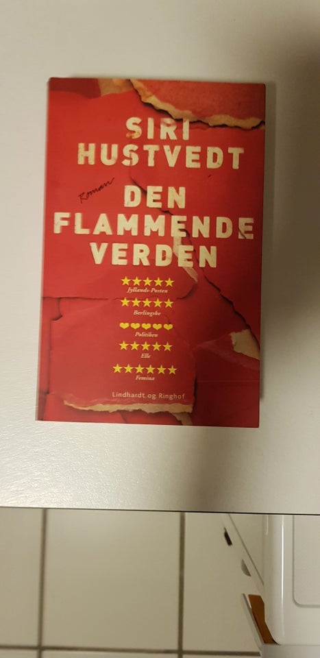 Den flammende verden, Siri