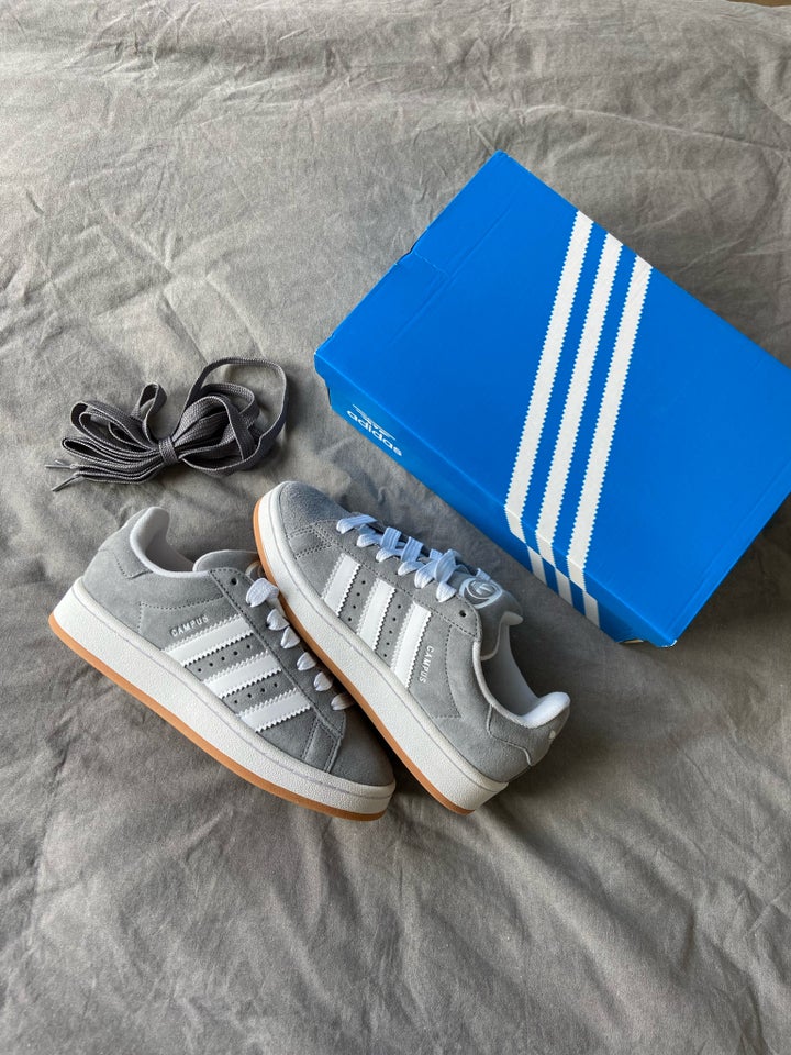 Sneakers, str. 36, Adidas