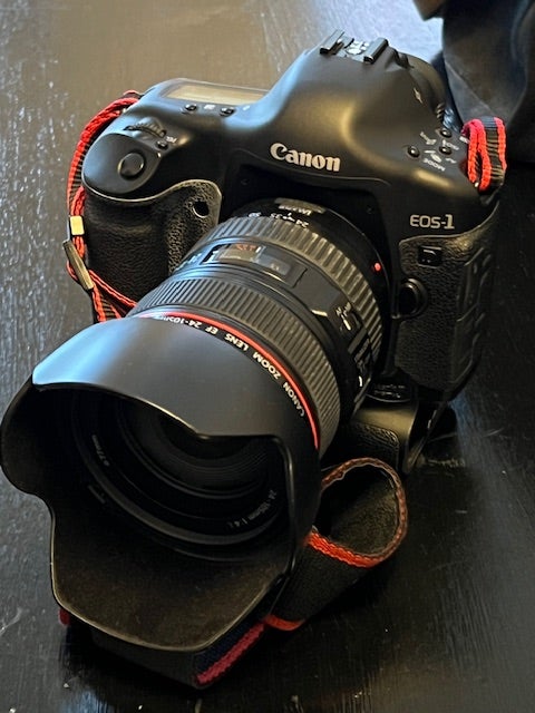 Canon, D5, God