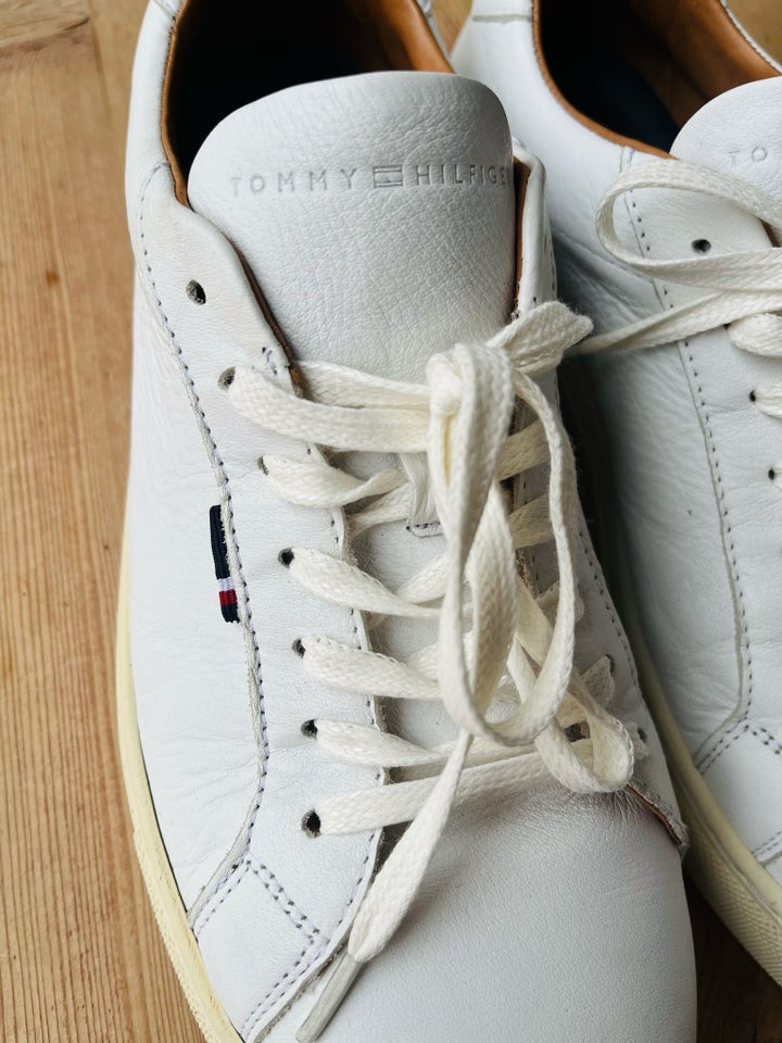 Sneakers, Tommy Hilfiger læder