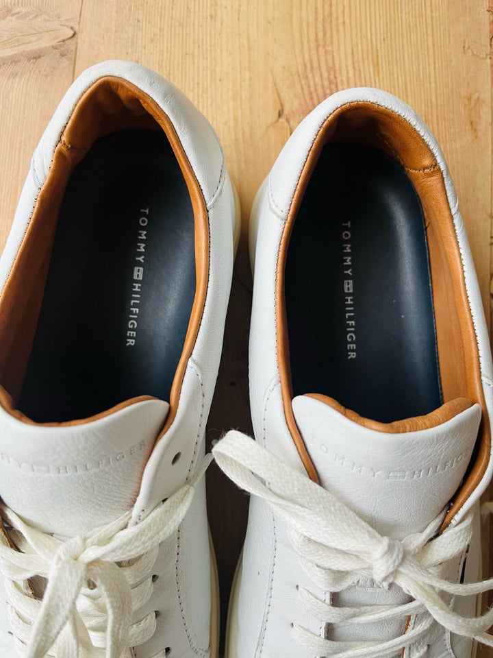 Sneakers, Tommy Hilfiger læder