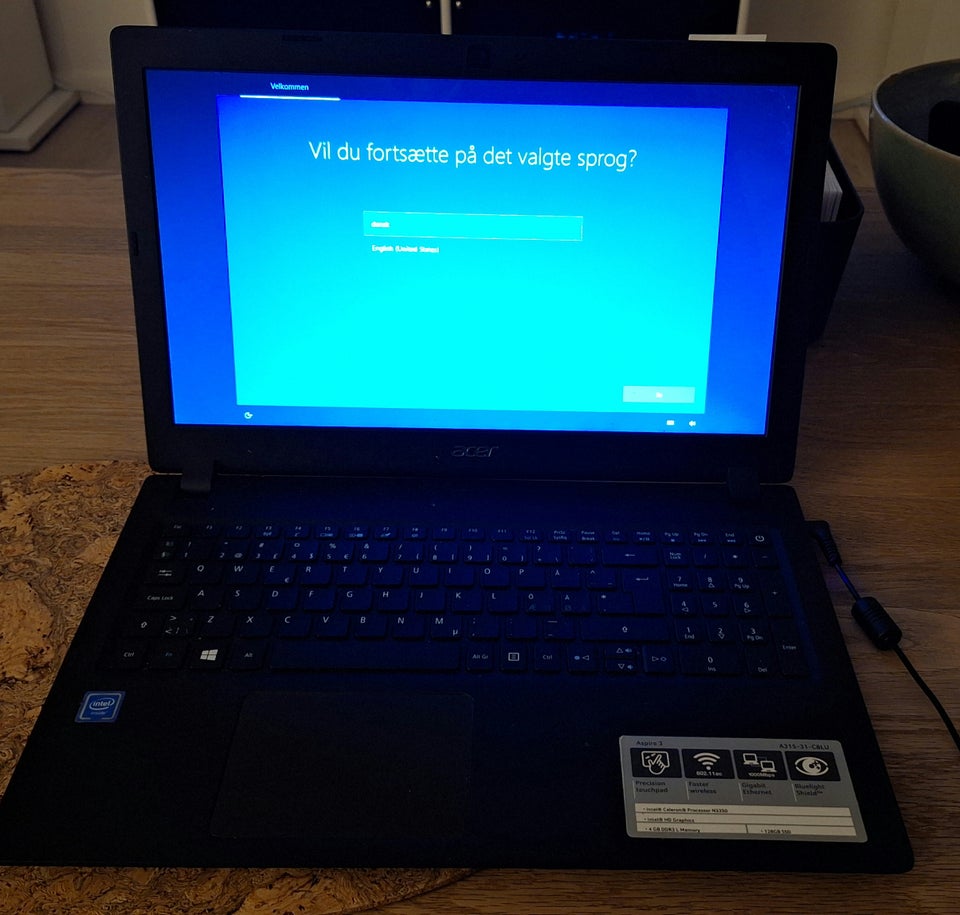 Acer Aspire 3, 4 GB DDR3 GB ram, 128 GB