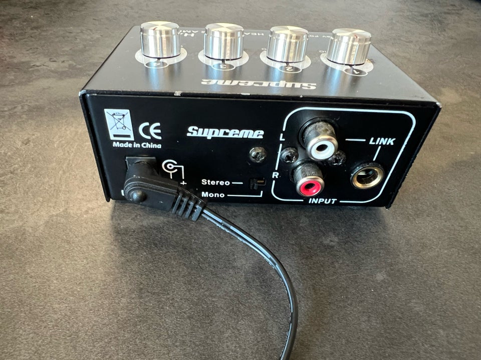 Headphone amplifier, Supreme