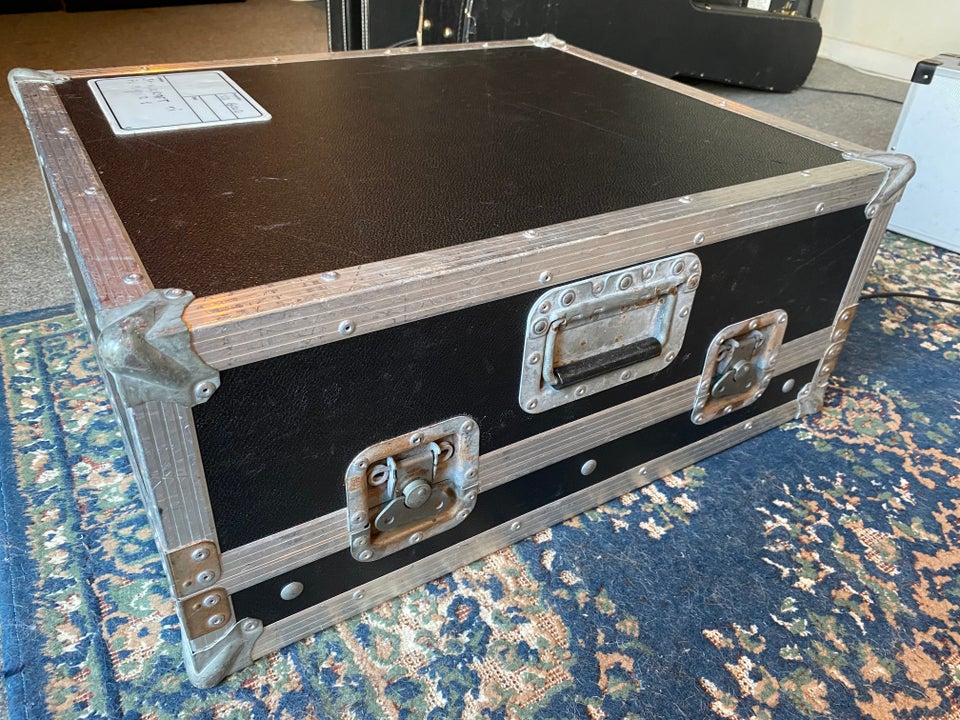 Flight case 19" 11 Unit