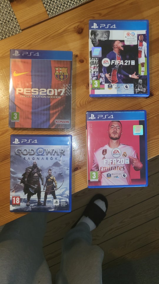 GOD OF WAR, FIFA20 OG, PES17