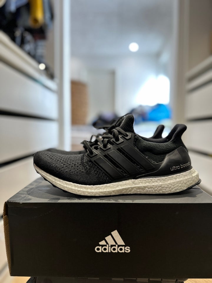 Sneakers, Adidas Ultraboost 1.0,